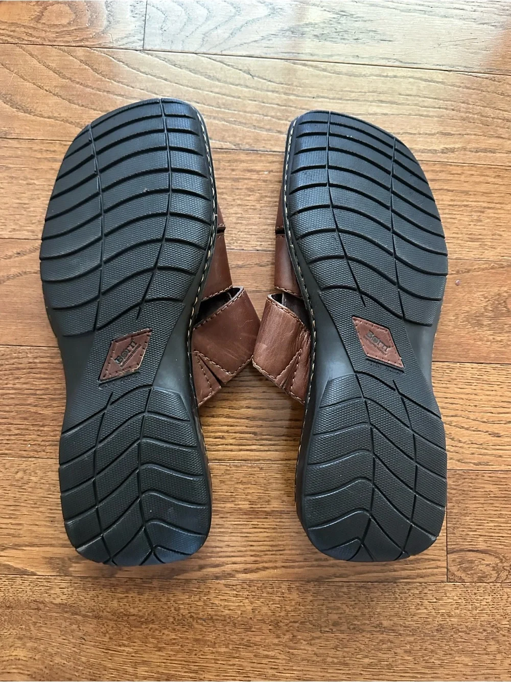 Born Brown Men's Leather Slide Sandals Cushioned Insole Size 13 Comfort Casual